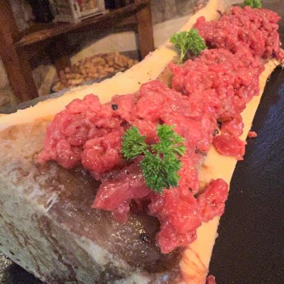 Midollo di manzo con tartare ariccia